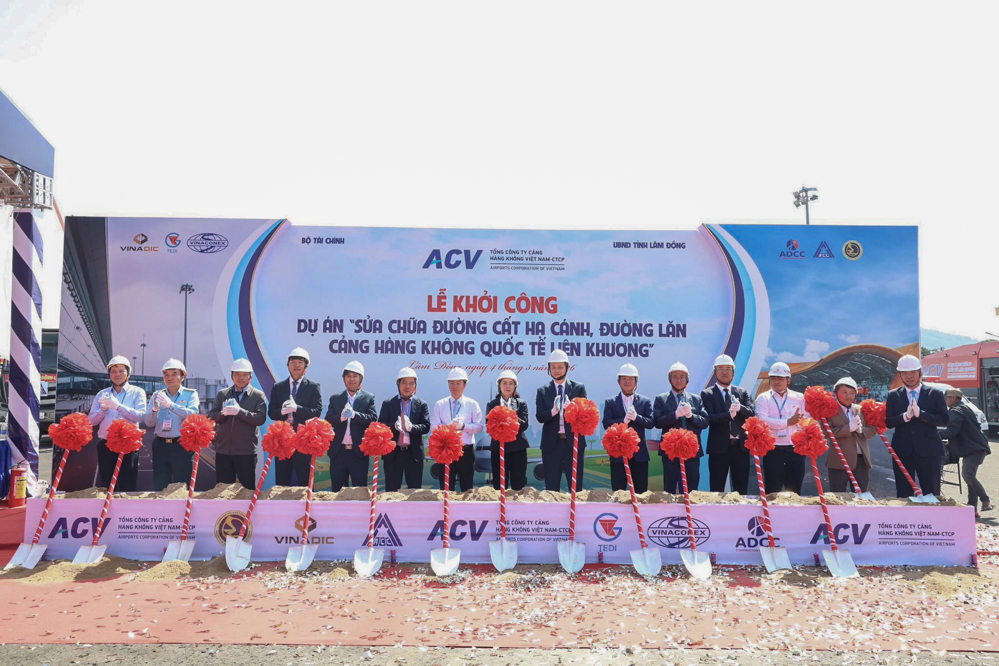 Khởi công nâng cấp Cảng hàng không quốc tế Liên Khương