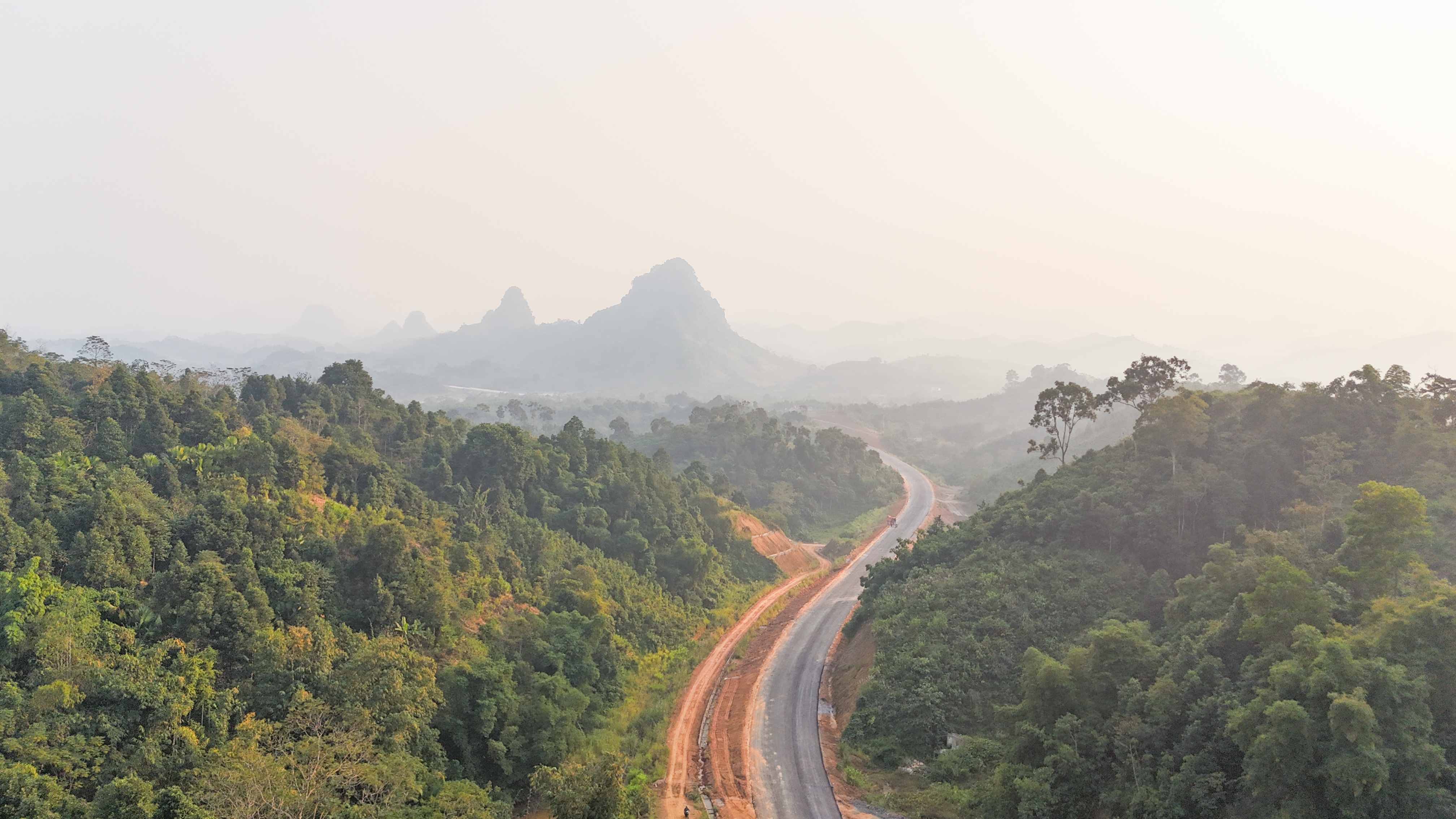 CAO TỐC TUYÊN QUANG – HÀ GIANG TĂNG TỐC VỀ ĐÍCH MỐC 19/12