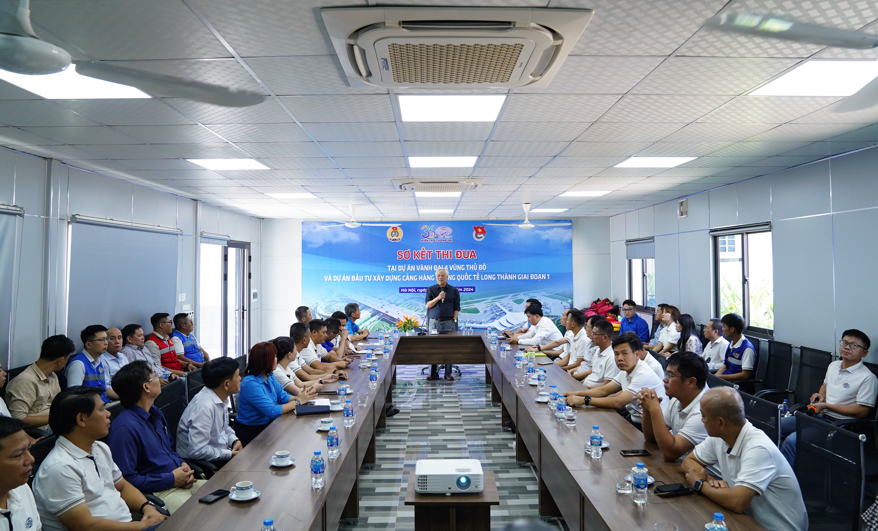 Sơ kết thi đua các gói thầu tại dự án Vành đai 4 vùng thủ đô và Cảng HKQT Long Thành