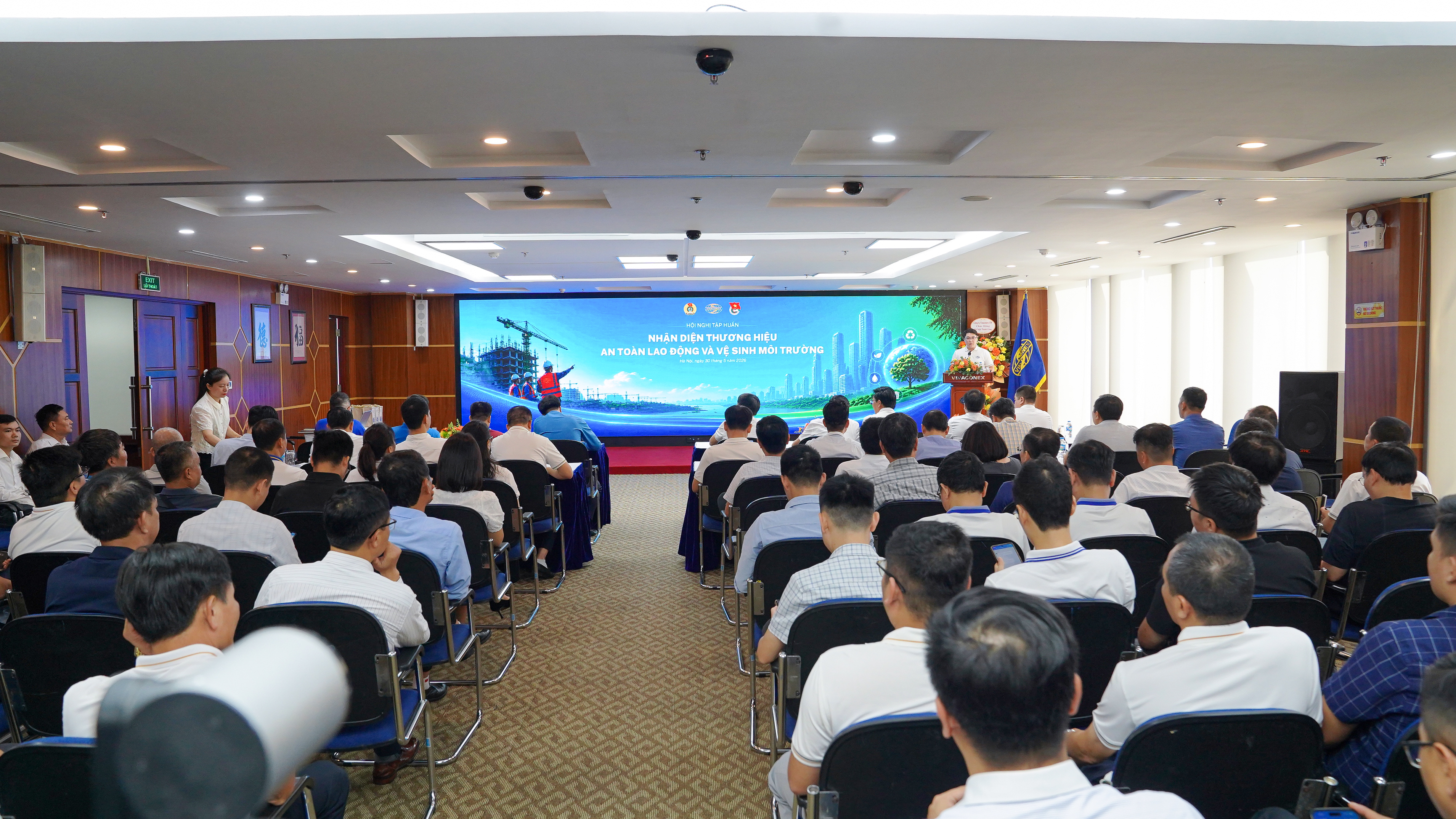 Hội nghị tập huấn nhận diện thương hiệu, an toàn lao động và vệ sinh môi trường năm 2026