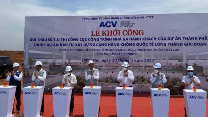 Long Thanh Airport: Starting construction of station piles