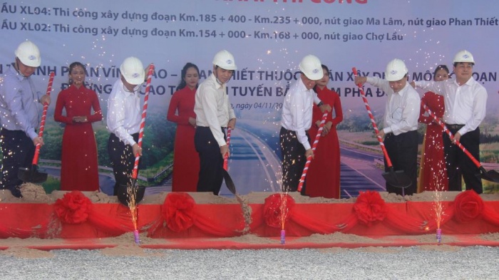 DEPLOYING NEXT TWO PACKAGES OF VINH HAO - PHAN THIET EXPRESSWAY