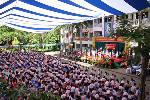 Các trường Lý Thái Tổ tưng bừng khai giảng năm học mới