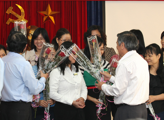 Kỷ niệm 81 năm ngày thành lập hội LHPN Việt Nam 20/20/2011
