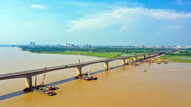 Dự án đầu tư xây dựng cầu Vĩnh Tuy giai đoạn II: Đảm bảo tiến độ  trong giãn cách xã hội