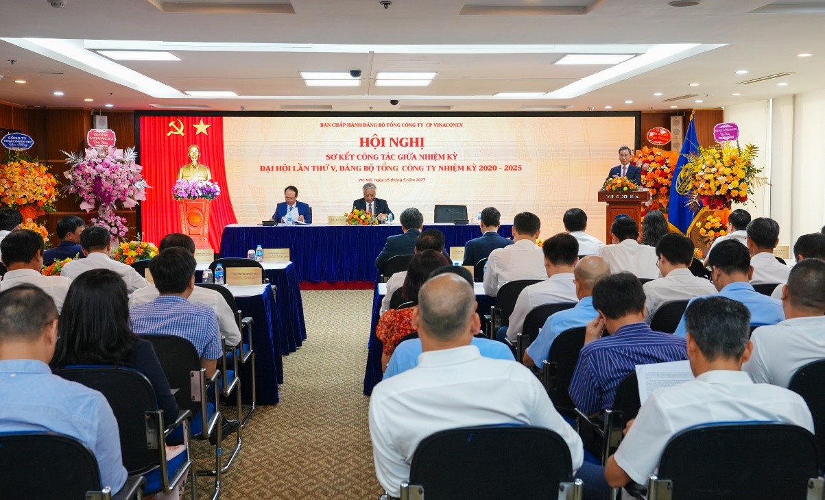 Vinaconex Party Committee Held The Preliminary Mid-Term Conference Of The 5th Congress (2020 - 2025 Term)