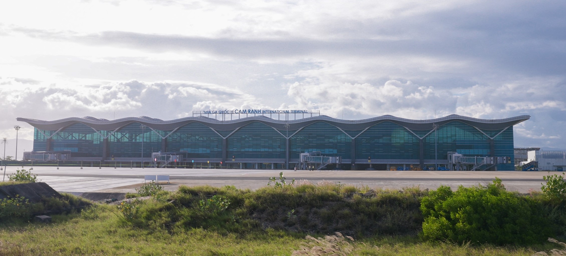 Dự án Cải tạo, nâng cấp sân đỗ máy bay hiện hữu (QT+QN) - Cảng hàng không quốc tế Cam Ranh