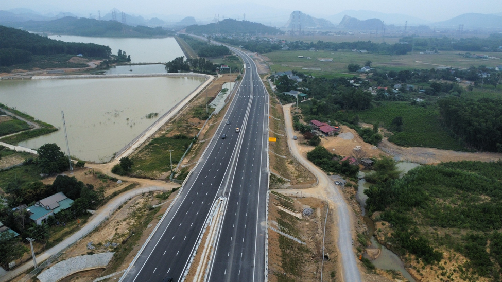 Khánh thành hai cao tốc Quốc lộ 45 - Nghi Sơn và Nghi Sơn - Diễn Châu
