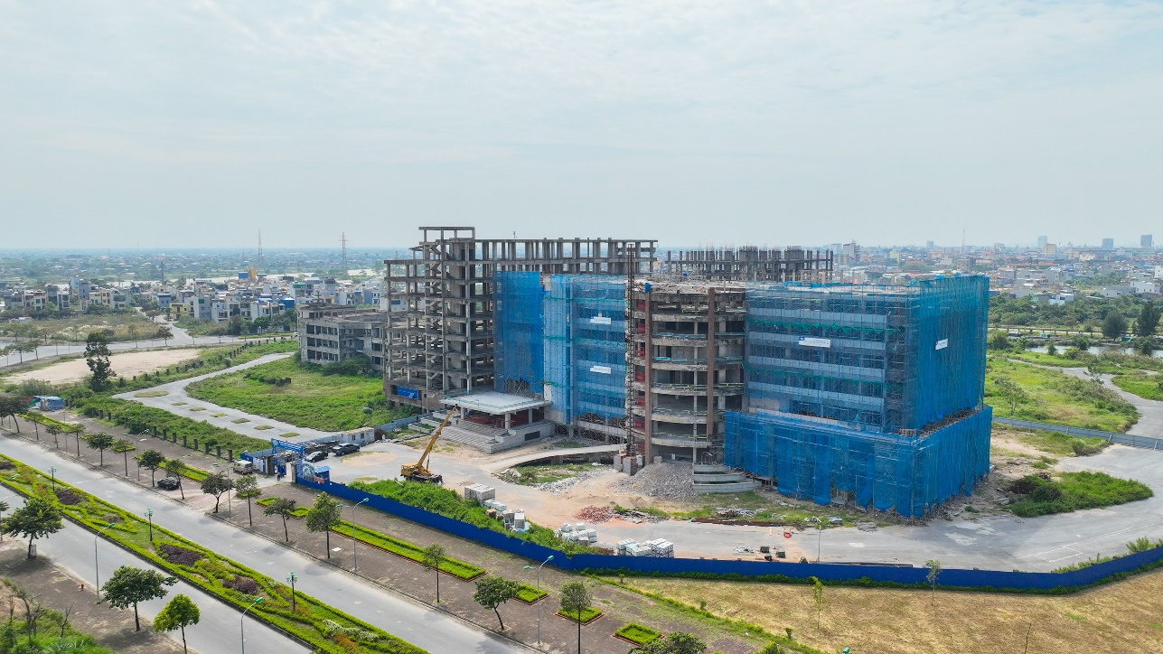 VINACONEX IS DEDICATED TO COMPLETING THE NAM DINH PROVINCIAL GENERAL HOSPITAL PROJECT ON TIME.