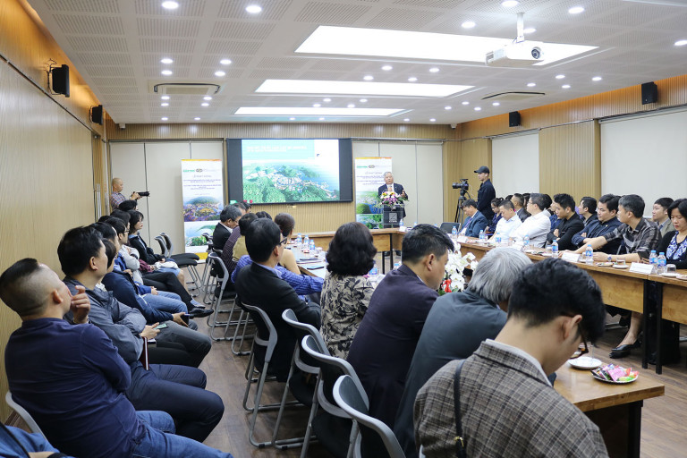 LAUNCHING CEREMONY OF THE SELECTION CONTEST FOR SHOPPING MALL ARCHITECTURE OPTIONS AND RIVERSIDE LANDSCAPE DESIGN IDEAS OF CAT BA AMATINA URBAN AREA