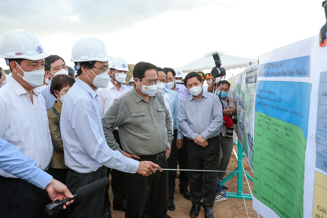 The Prime Minister continues to inspect and urge the construction of the North-South expressway