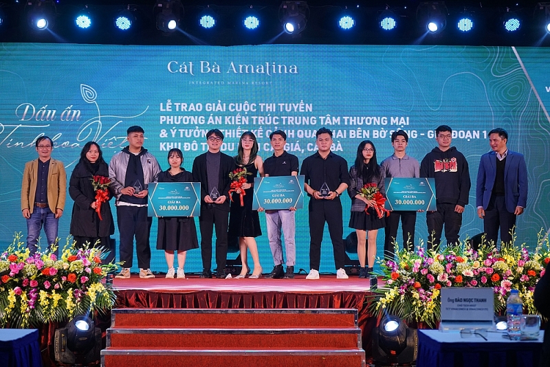 THE AWARDING CEREMONY FOR THE ARCHITECTURAL AND LANDSCAPE DESIGNS OF THE CAT BA AMATINA PROJECT COMPETITIONS